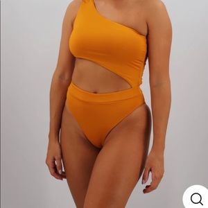 Meadow One Piece